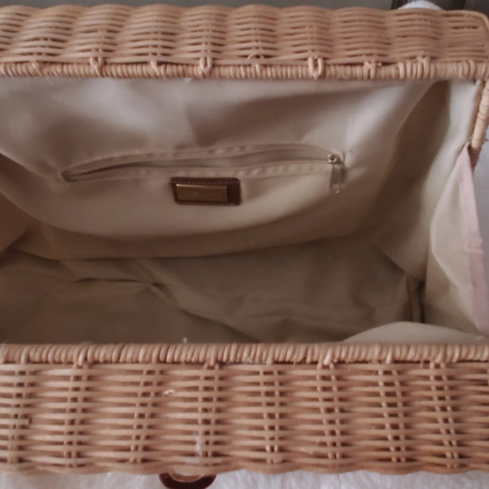 Bellucci Large Straw Bag. View 3